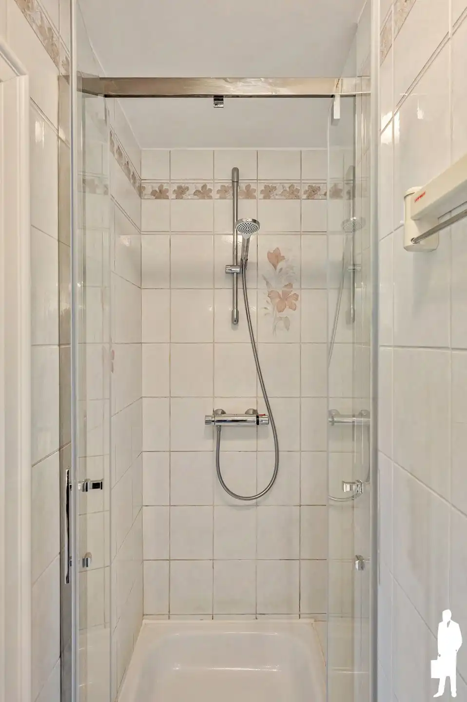 In het groen gelegen appartement van 100m2 met 2 slaapkamers, overdekt terras en parking foto 15