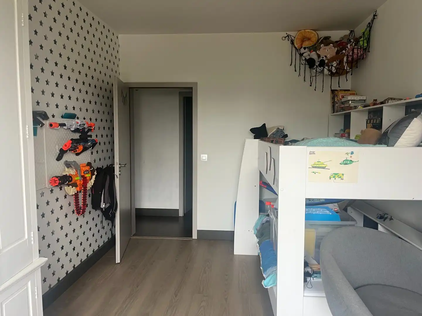 Ruim appartement met 3 slaapkamers foto 7