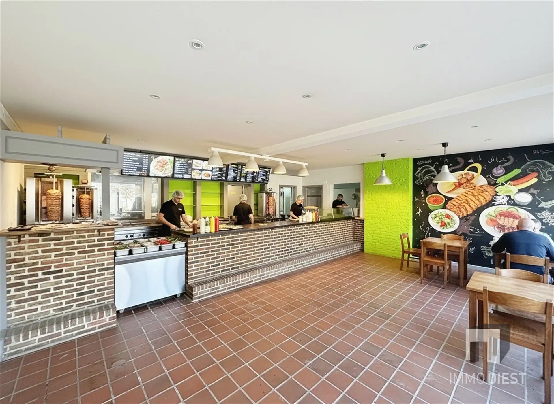 Handelshuis in het centrum van Ham op 5,83are foto 6