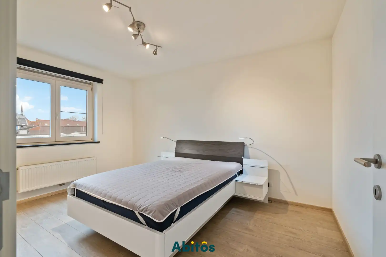 Instapklaar 2-slaapkamer appartement met terras op toplocatie nabij Gent-Dampoort foto 12