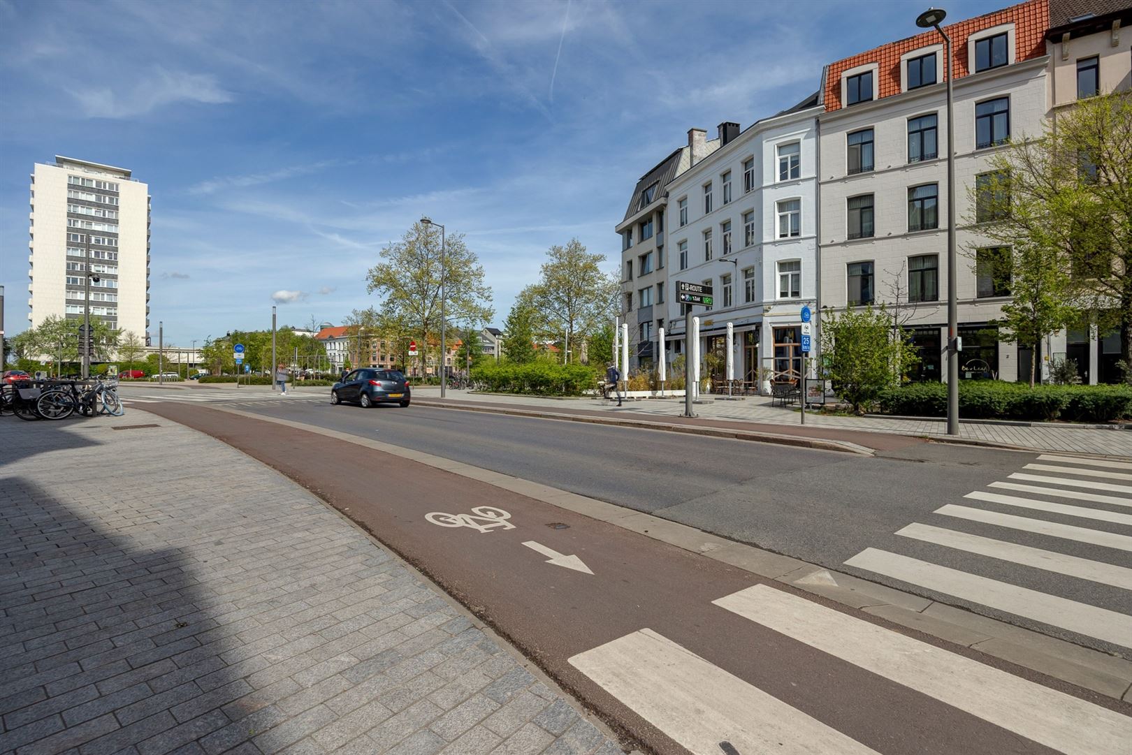 Modern appartement met terrassen foto 23