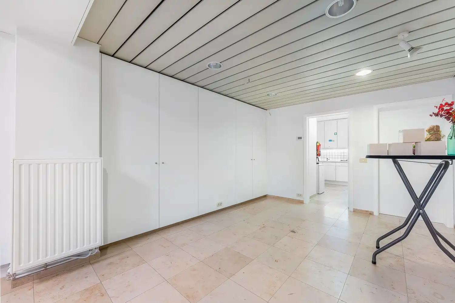 Handelsgelijkvloers in centrum van Putte foto 6