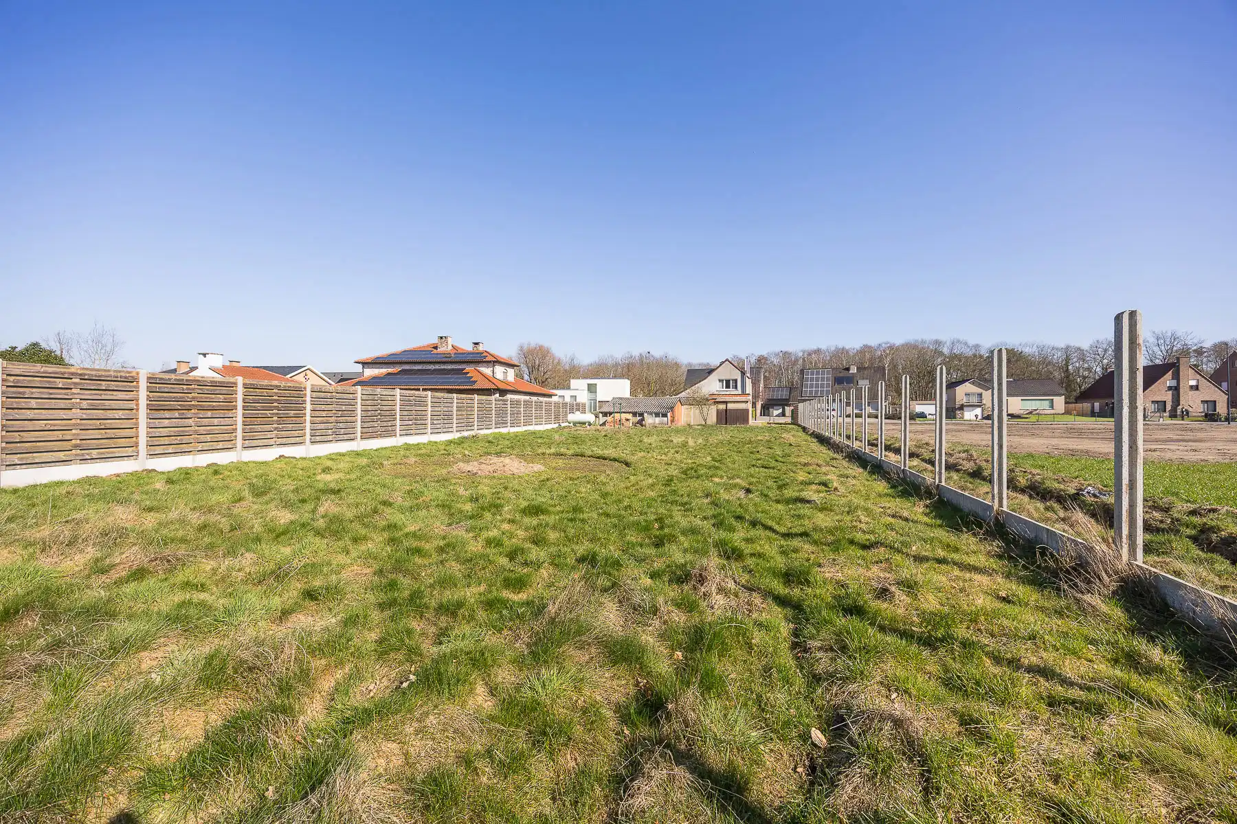 Openstaande te renoveren woning op 1214 m² te Begijnendijk foto 4