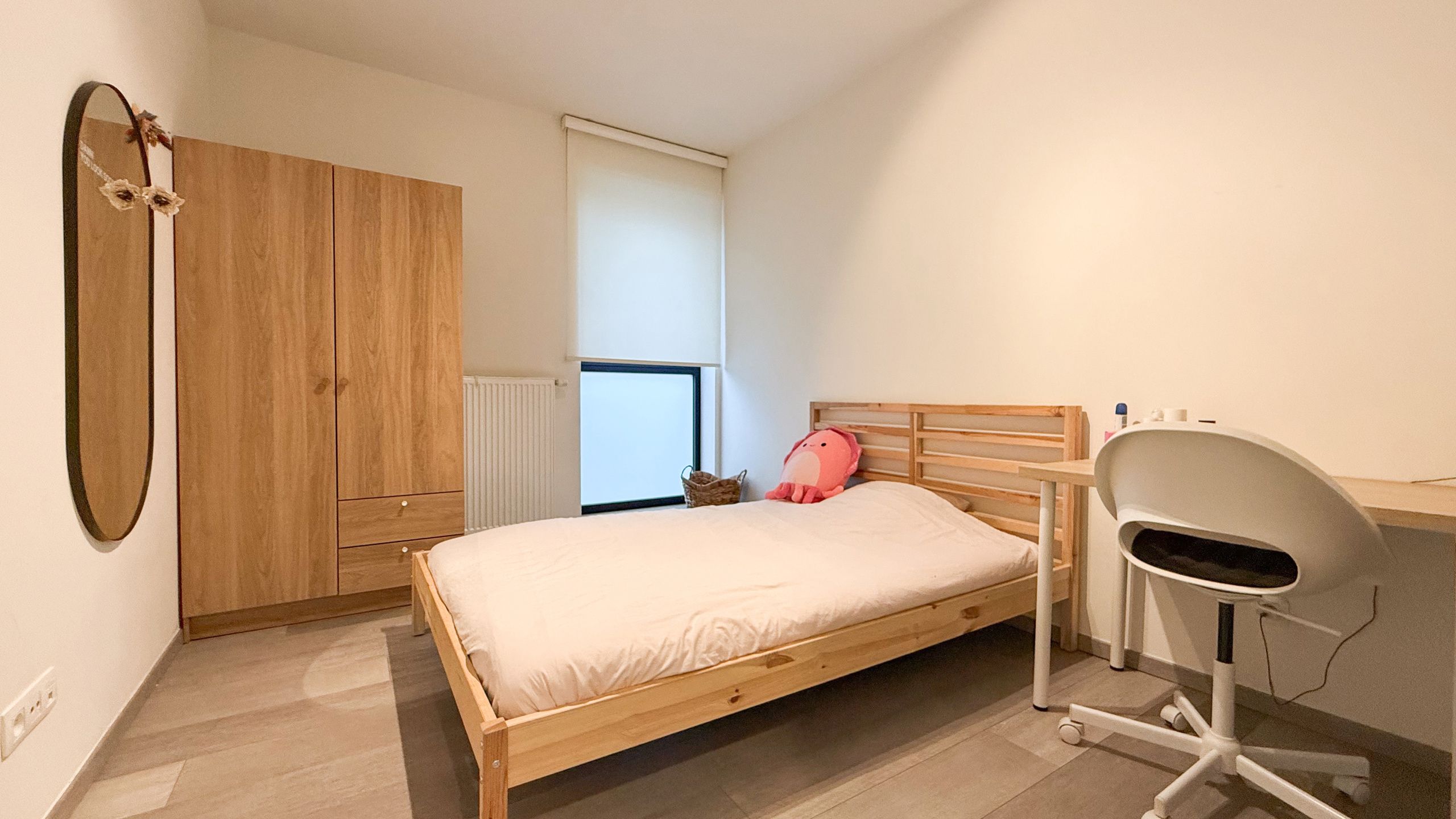 Ruim appartement met 3 slaapkamers en groot terras in Boekt! foto 29