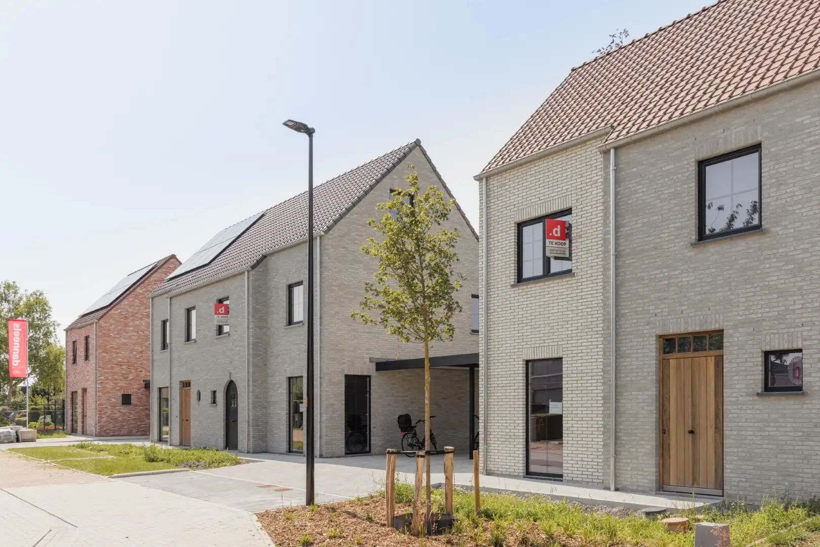 Energiezuinige halfopen bebouwing met 4 slaapkamers foto 8