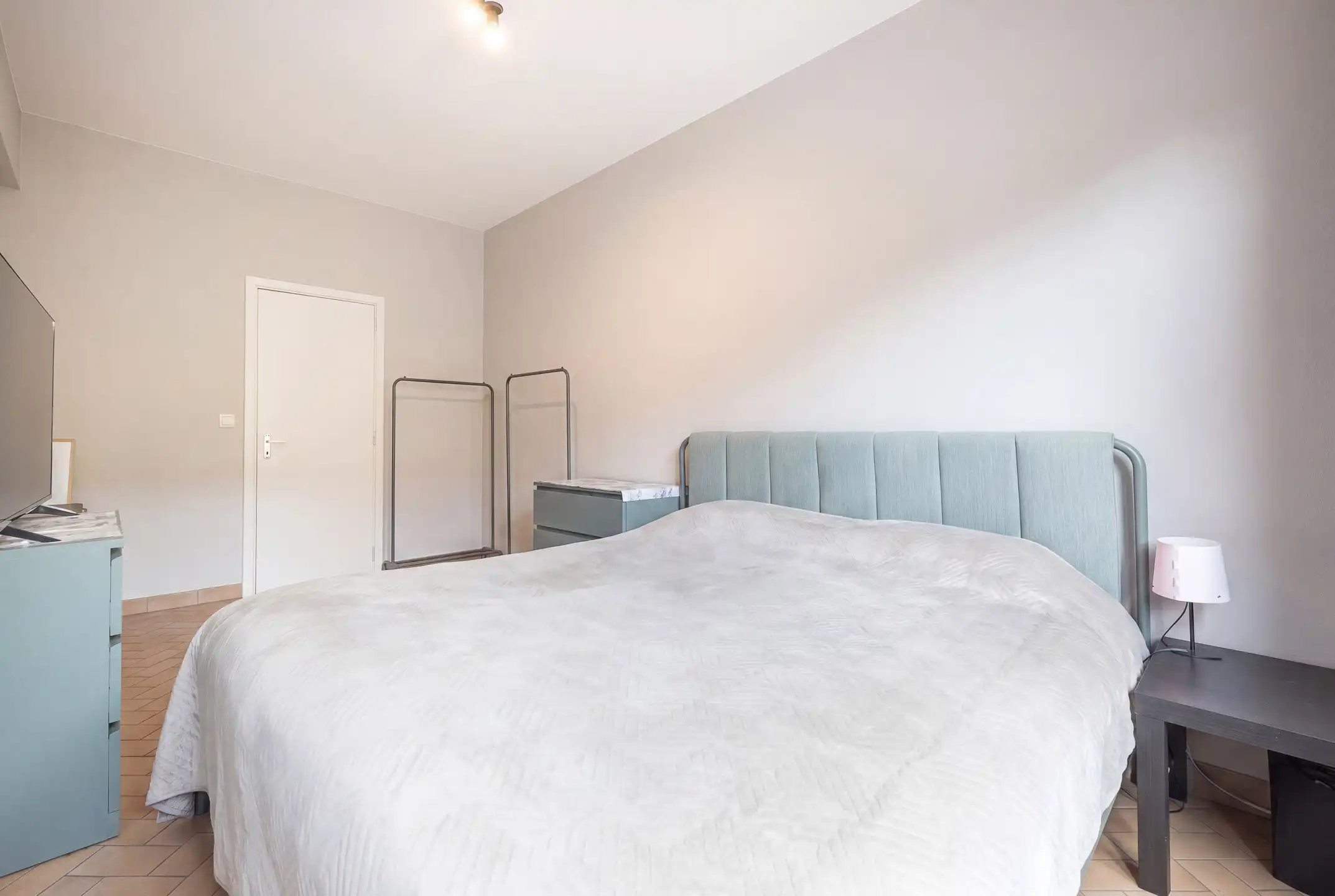 Appartement met 1 slaapkamer en garage foto 8