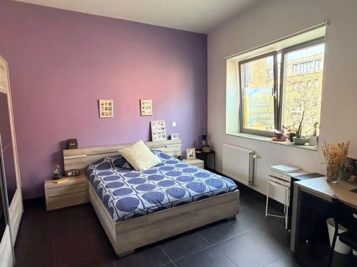 Centraal gelegen bemeubeld appartement MET autostaanplaats foto 9