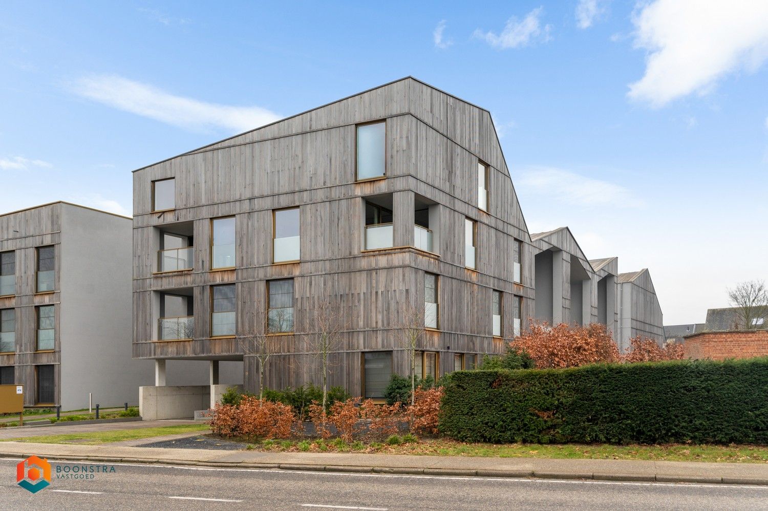 Duplex-appartement met 3 slaapkamers en 2 ondergrondse parkeerplaatsen in Duffel foto {{pictureIndex}}