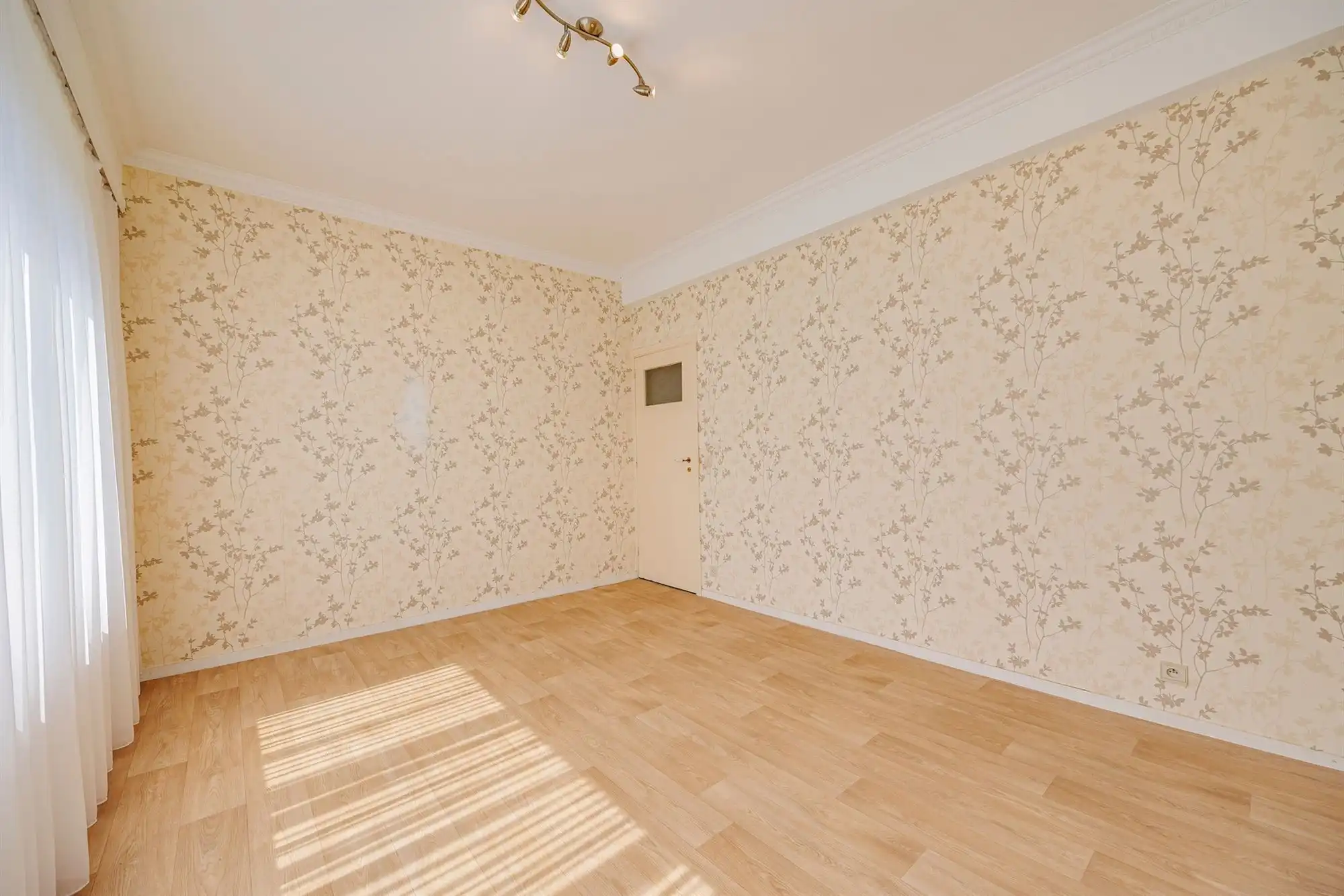 Ruim 1 slpk appartement. Parking mogelijk foto 13