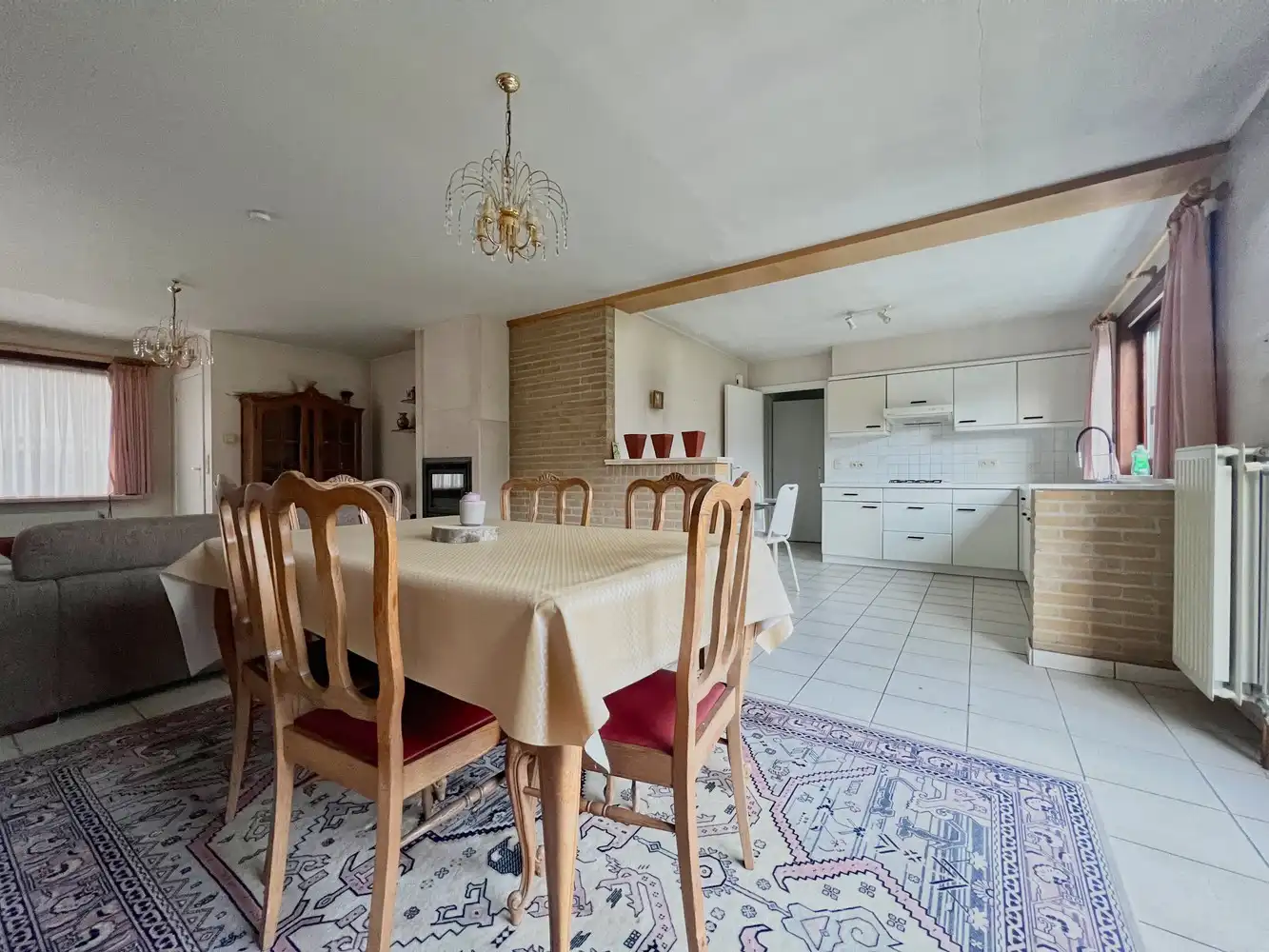 Instapklare gezinswoning met 3 slpks. + zonnige tuin foto 4