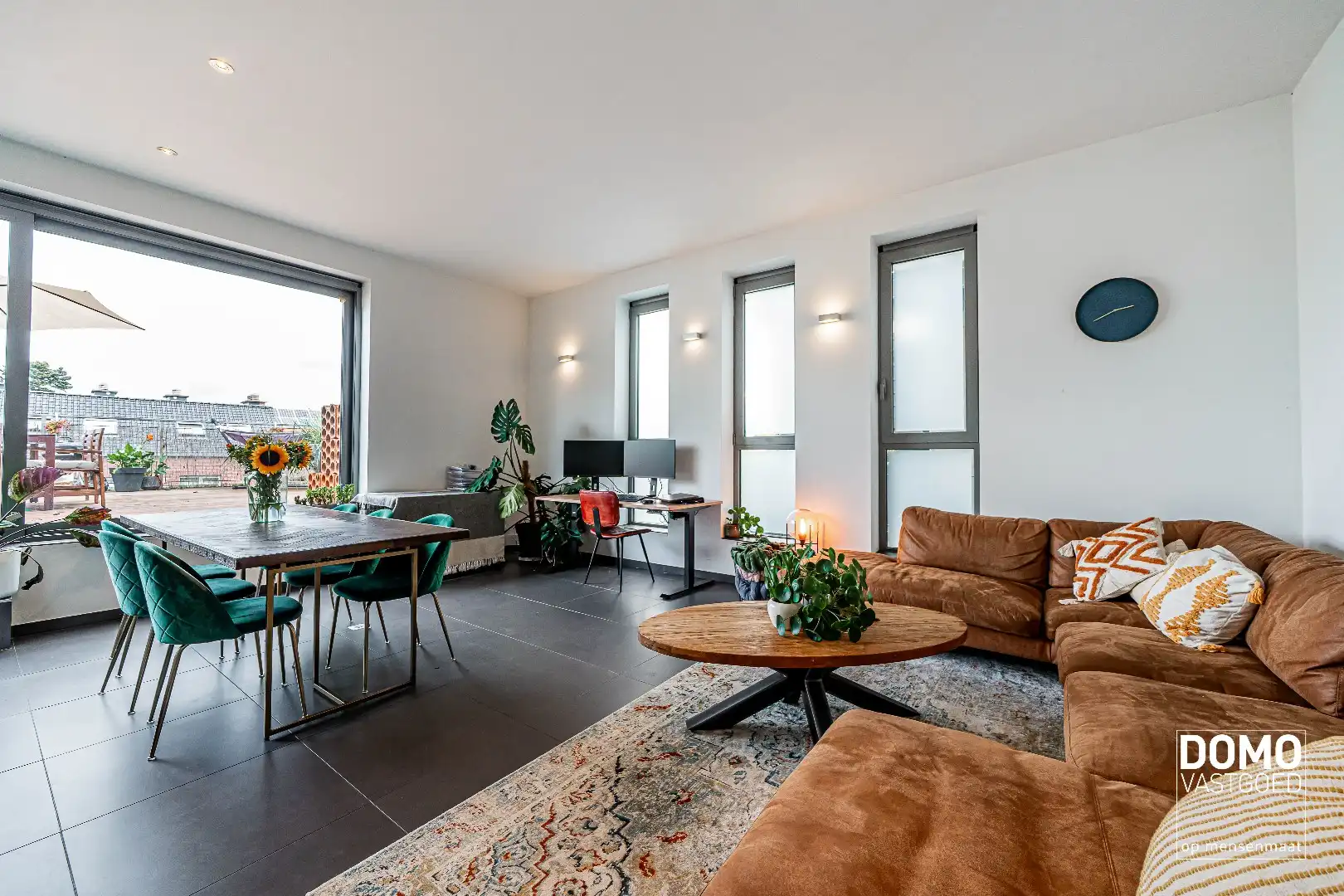 PRACHTIGE LOFT MET ROYAAL TERRAS OP TOPLOCATIE BINNEN DE GROTE RING VAN HASSELT foto 4