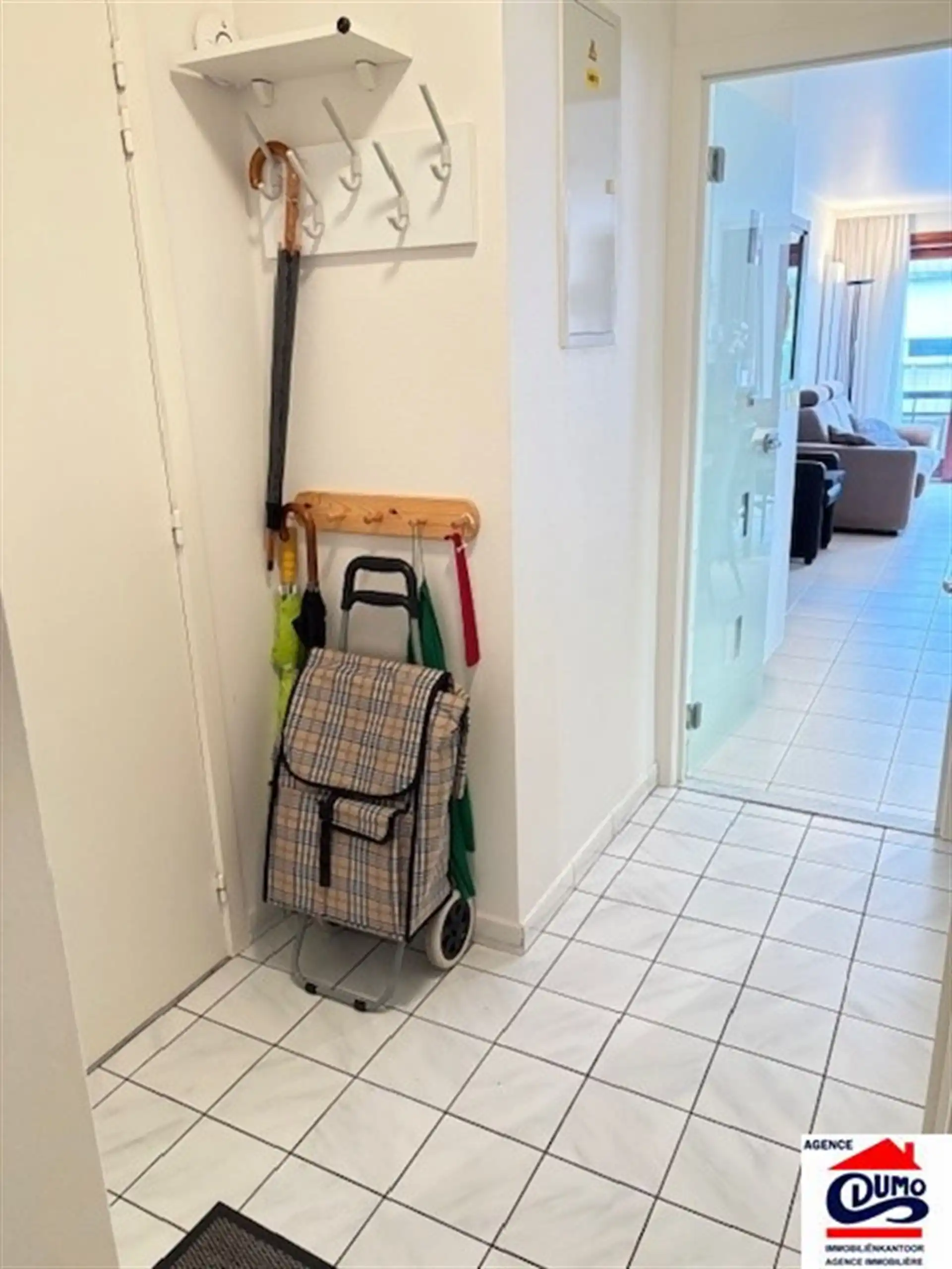 Instapklaar appartement met 2 slpk, lateraal zeezicht foto 12