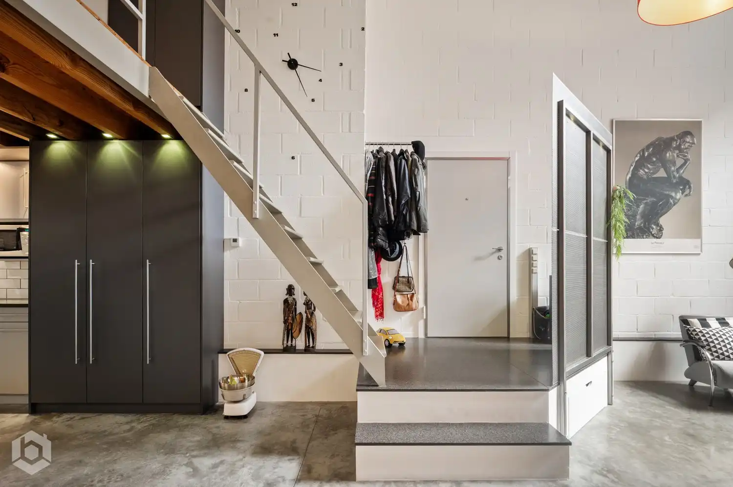 Hedendaagse loft met klein stadstuintje in residentiële omgeving nabij centrum van Mechelen foto 2