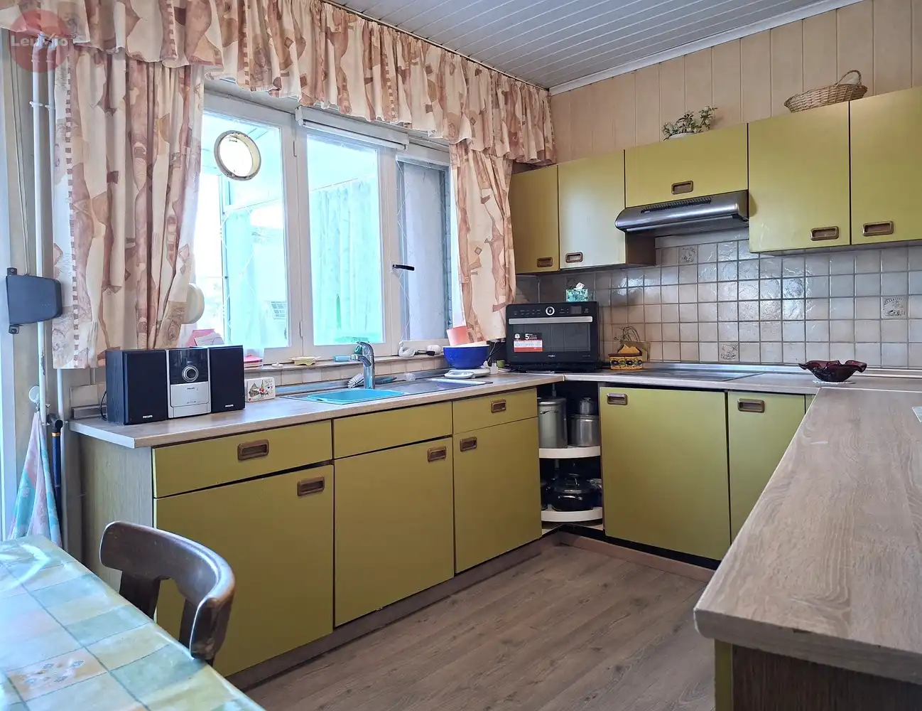 Rustig gelegen woning // 3 slaapkamers // tuin // fietsenberging foto 9