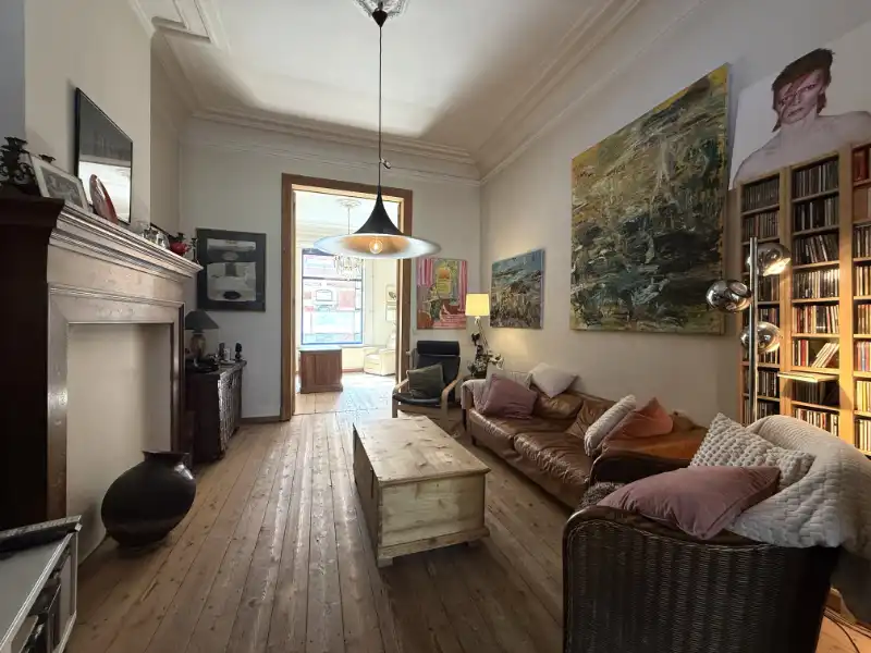 Karaktervolle burgerwoning met mooie elementen nabij de Visserij foto 5