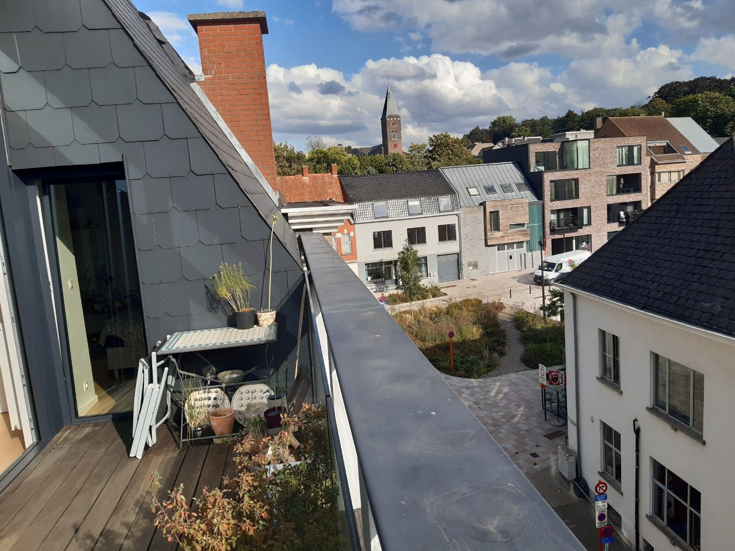 Praktisch 2 slpk-appartement met terras. foto 12