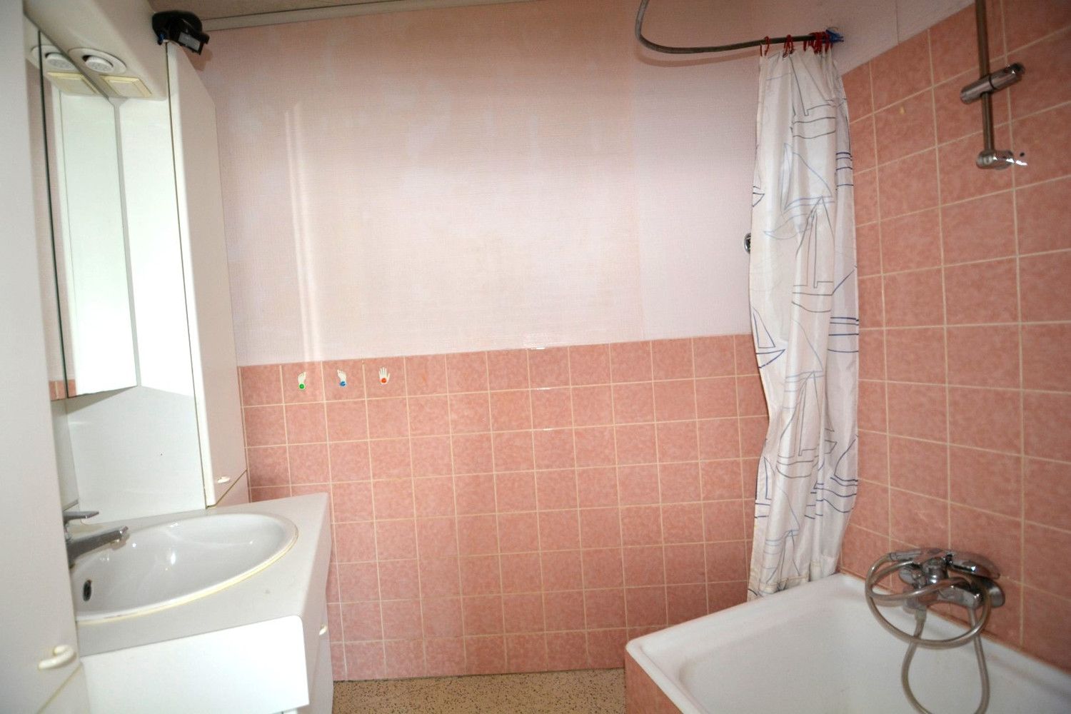 APPARTEMENT MET 2 SLK EN TERRAS! foto 6