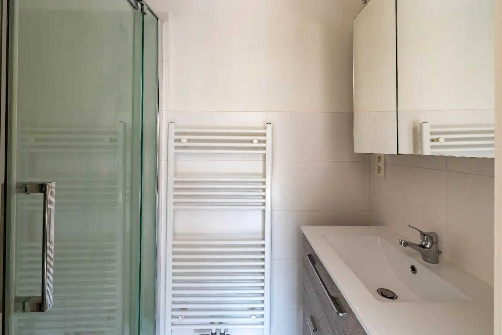 Gerenoveerd 1-slaapkamer appartement foto 4