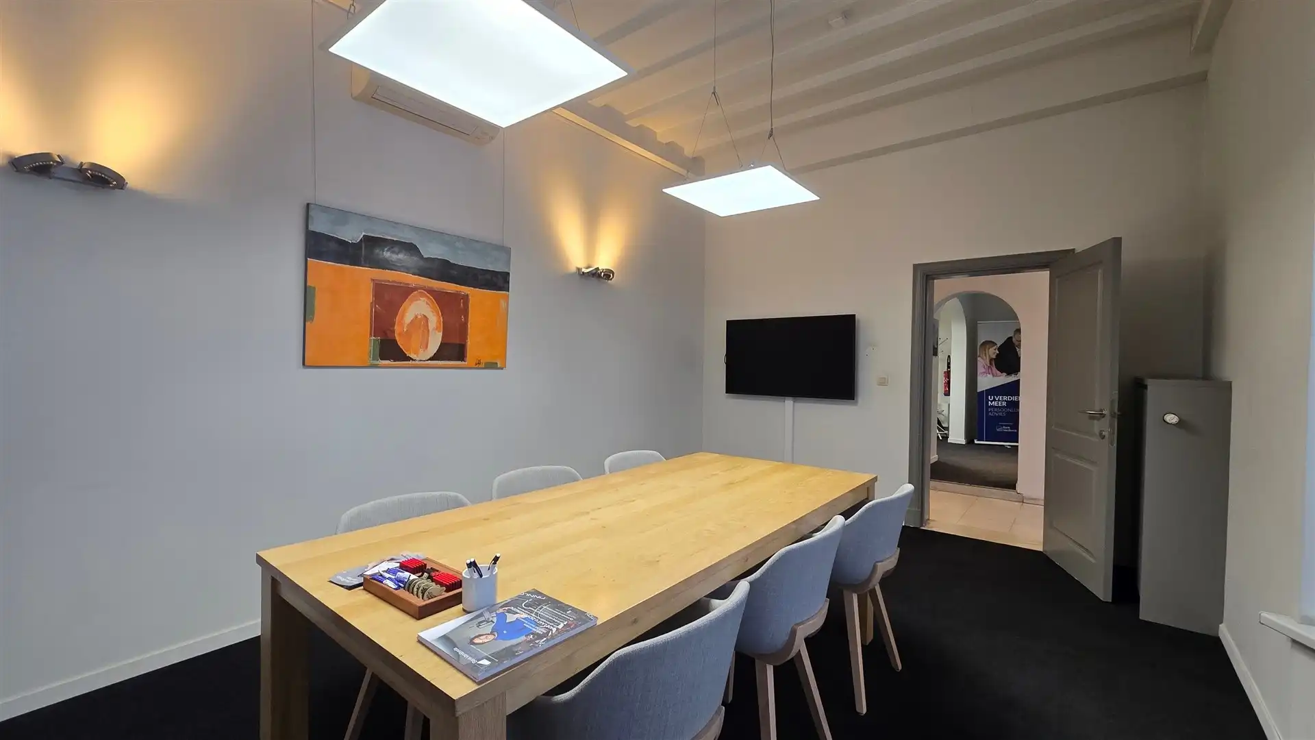 Karaktervol kantoorpand met uitzonderlijke visibiliteit in Herent foto 5