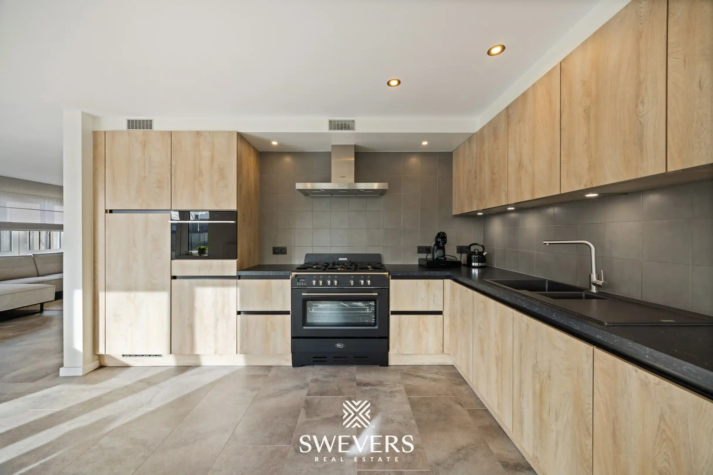 Instapklare gezinswoning met 4 slaapkamers op 9a46 in Opoeteren foto 10