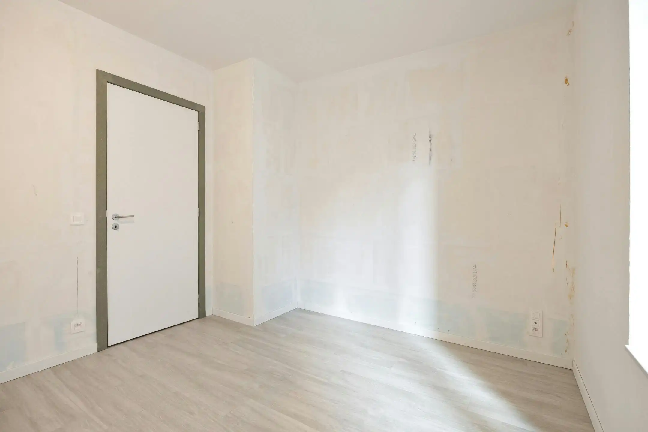 Nieuwbouwappartement met twee slaapkamers te koop in Antwerpen  foto 14