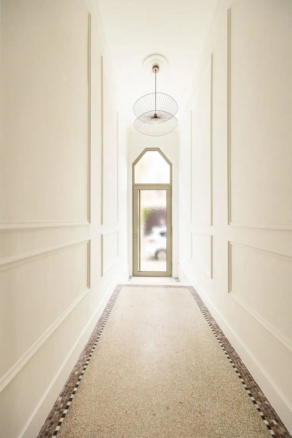 Hoogwaardig gerenoveerd herenhuis vlakbij Zurenborg foto 14