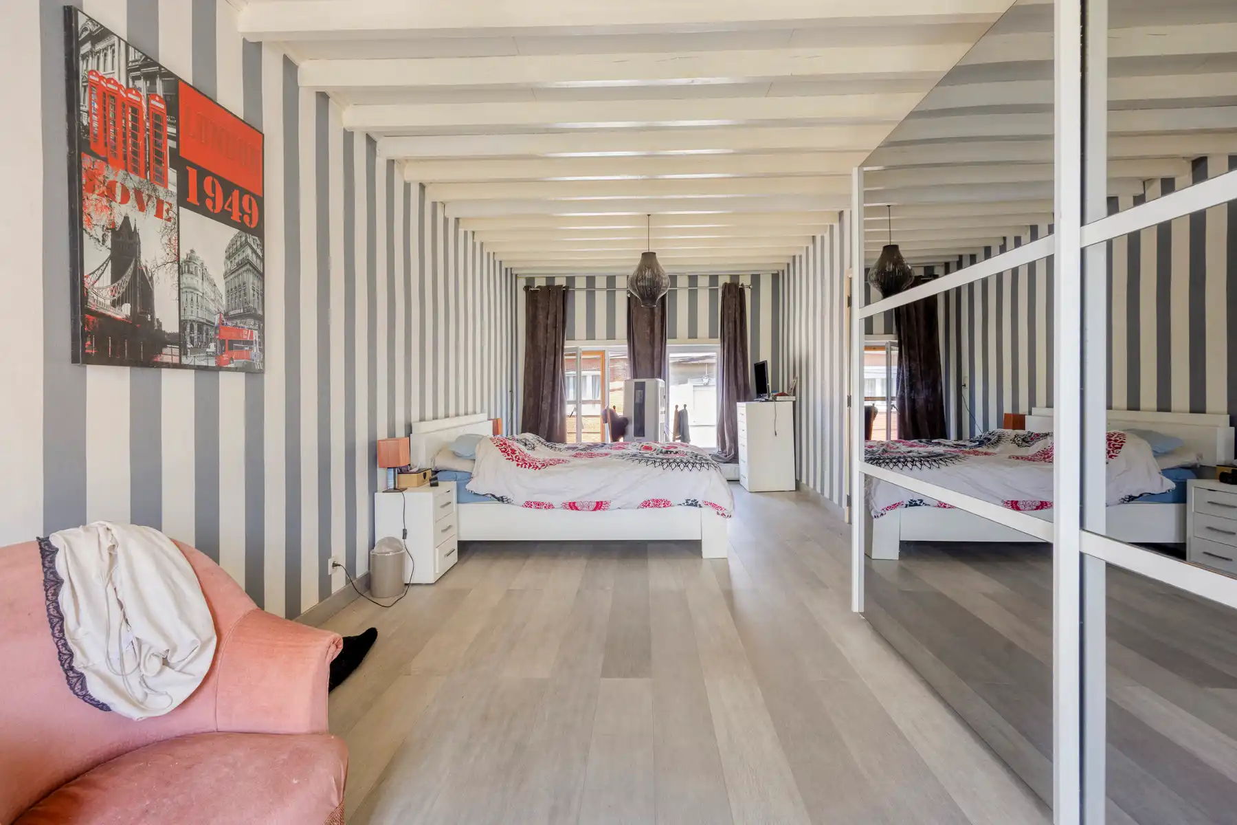 Ruime woning met 3 / 4 slaapkamers en achtergelegen atelier foto 16