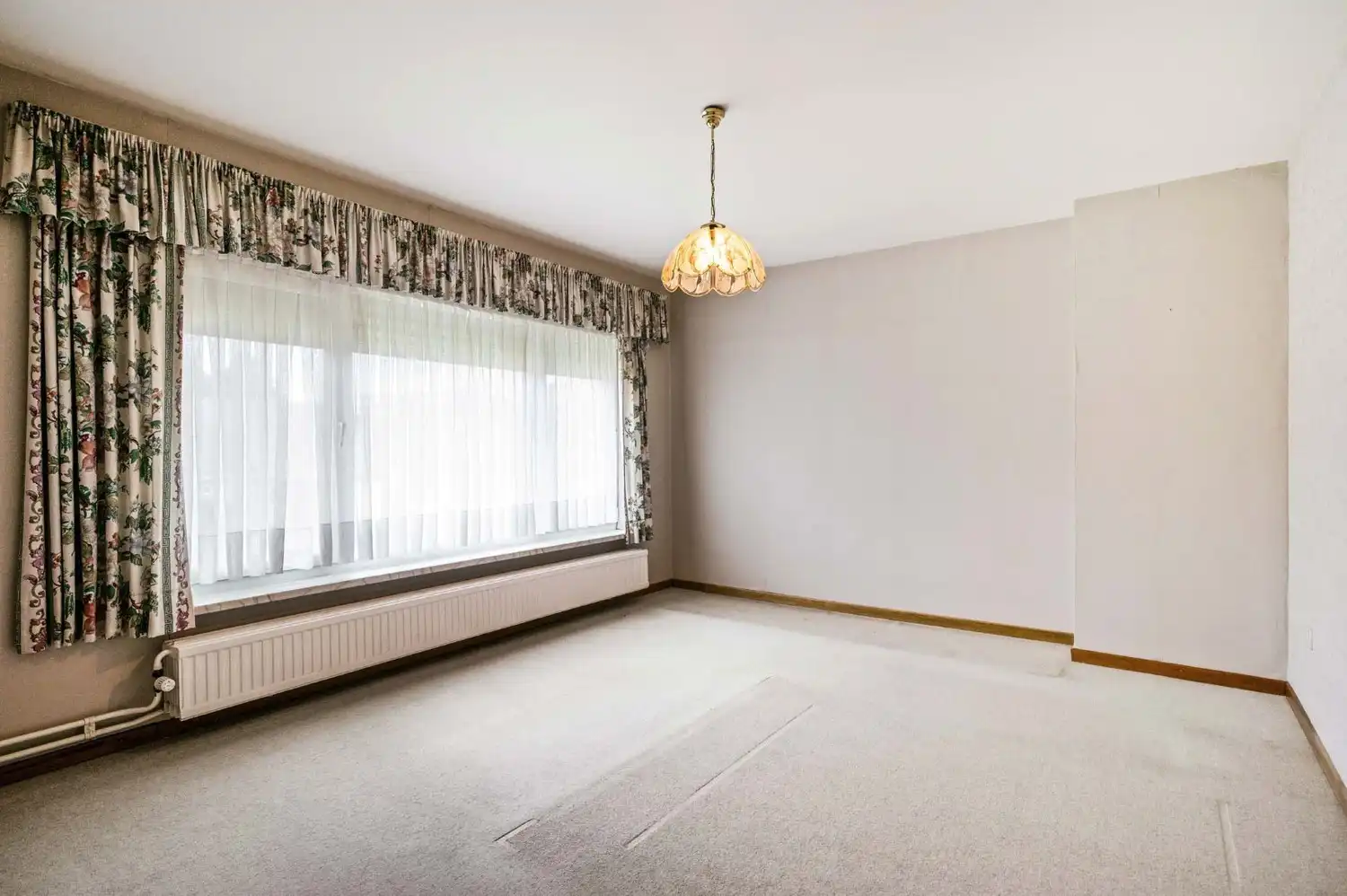 RUIME WONING MET 4 SLK EN GARAGE OP PERCEEL VAN 1.625 m²! foto 11