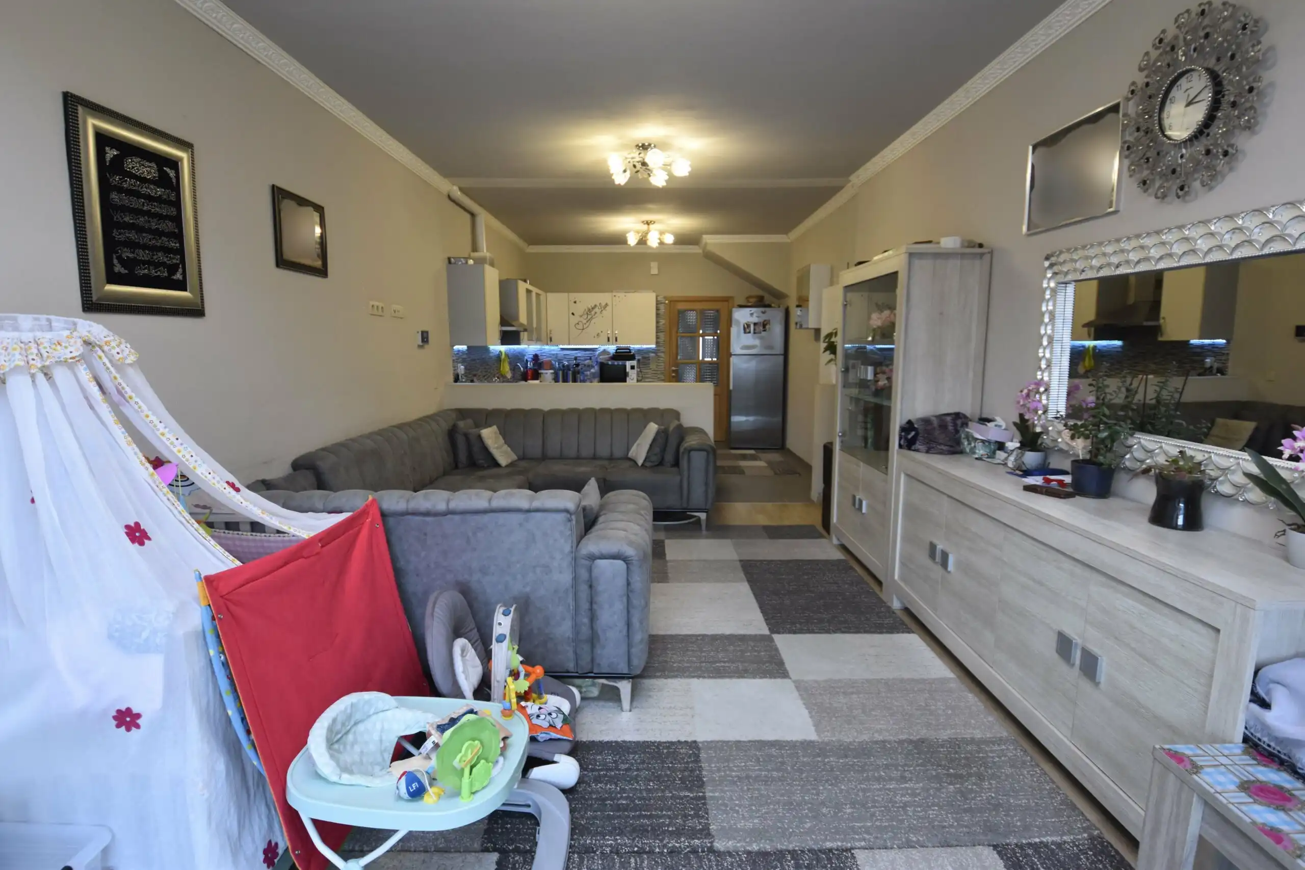 Zeer recente, energiezuinige stadswoning in het hart van Sint-Niklaas foto 6