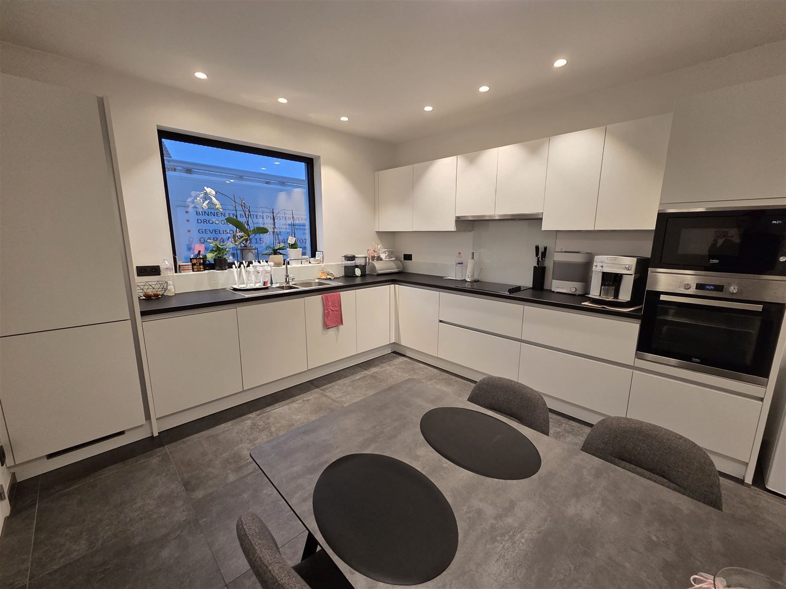 Instapklare woning te huur in Nederename foto 2