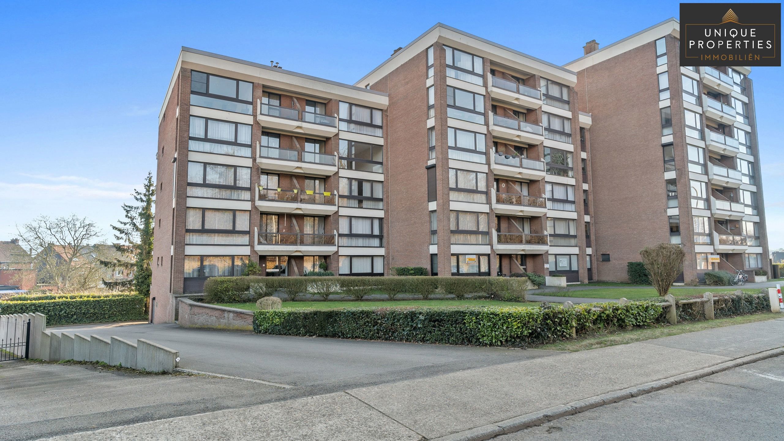 Appartement te koop foto {{pictureIndex}}