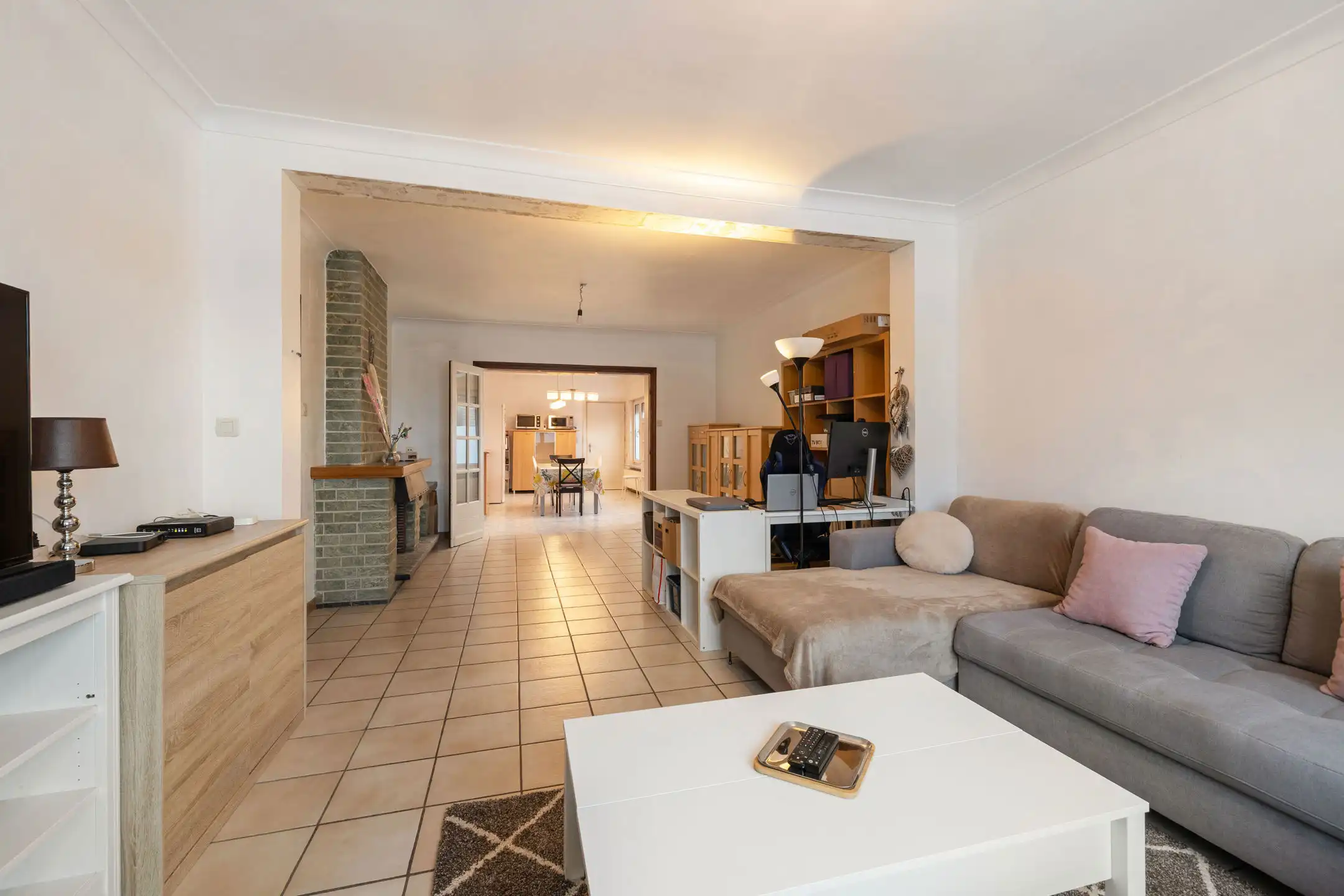 Solide 4 gevelwoning met tuin en garage nabij centrum Galmaarden foto 5