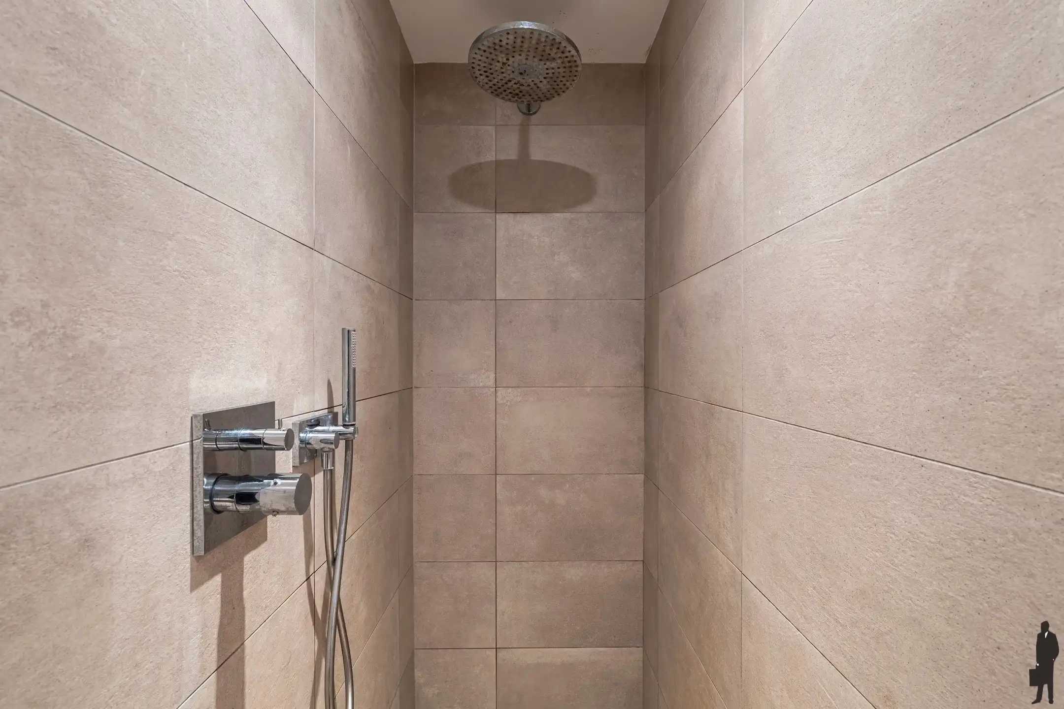 Instapklare woning met praktische indeling en zuidgerichte tuin foto 15