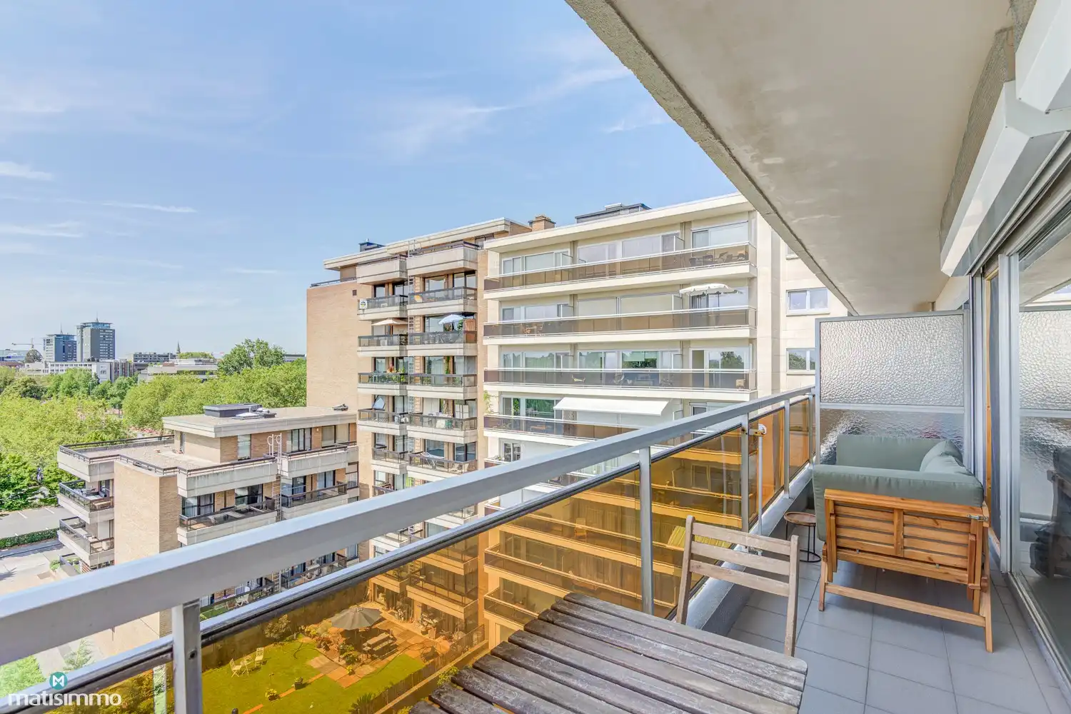 RECENT GERENOVEERD APPARTEMENT MET 2 SLAAPKAMERS, 2 TERRASSEN EN ZICHT OP HET GROEN IN DE KATARINAWIJK (OPTIONEEL: RUIME GARAGEBOX IN DE KELDERVERDIEPING) foto 24