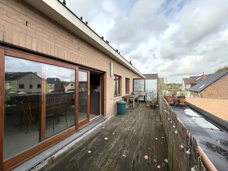 Ruim en energiezuinig duplexappartement met dakterras foto 3