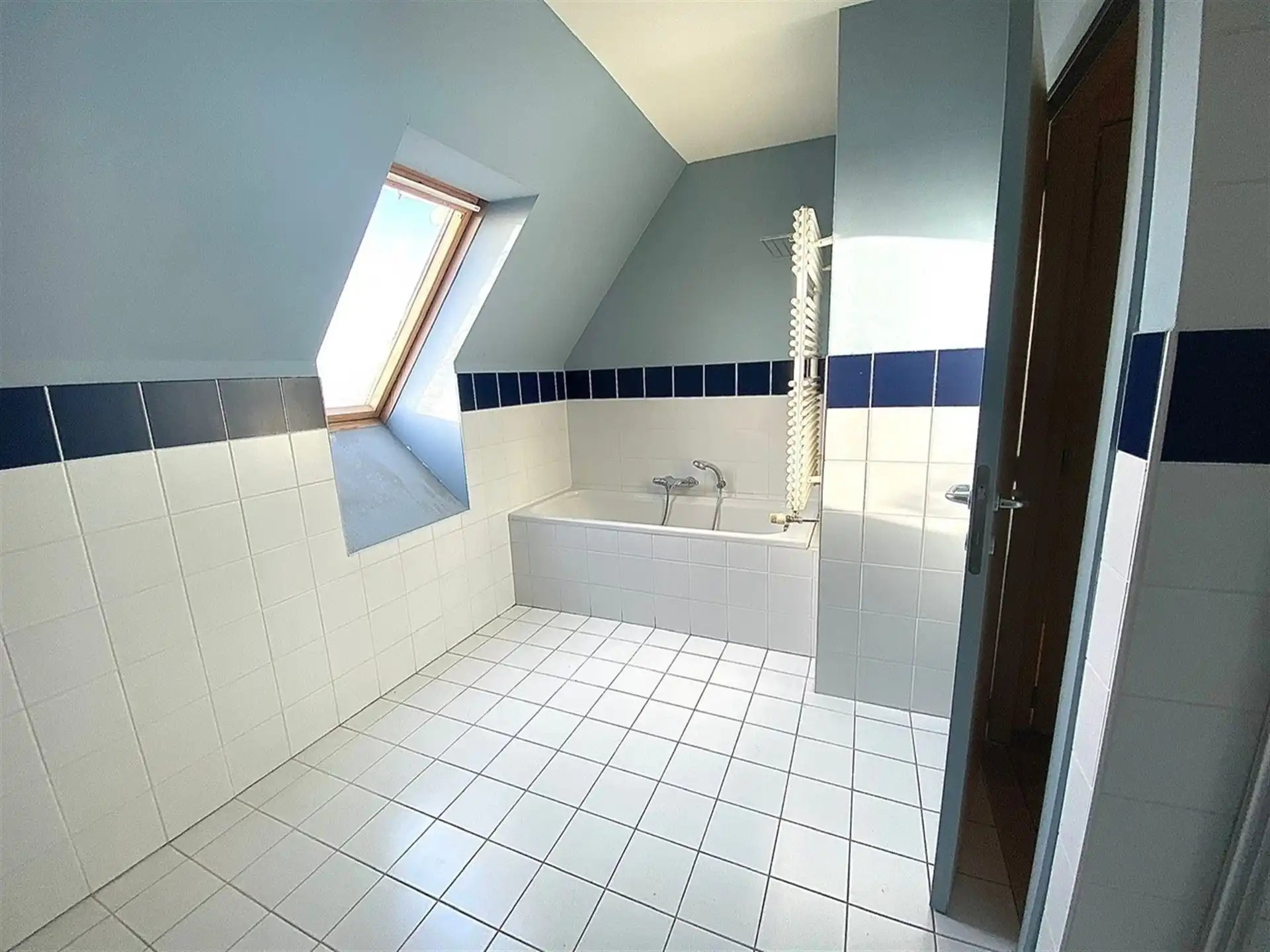 Ruim duplex-appartement met 2 slaapkamers en terras foto 15