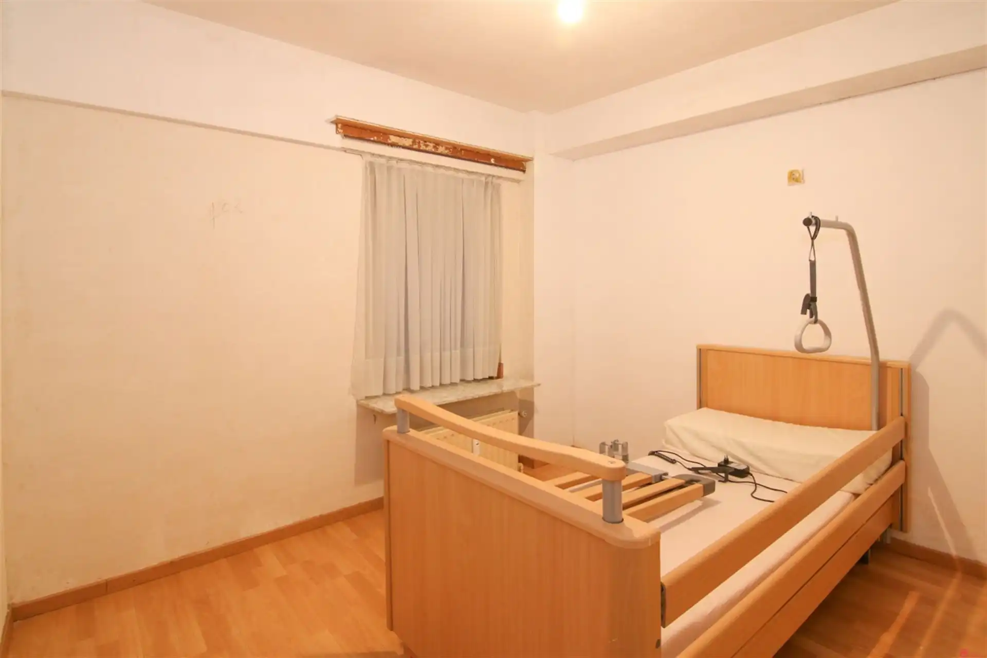 Appartement met twee slaapkamers en terras foto 9