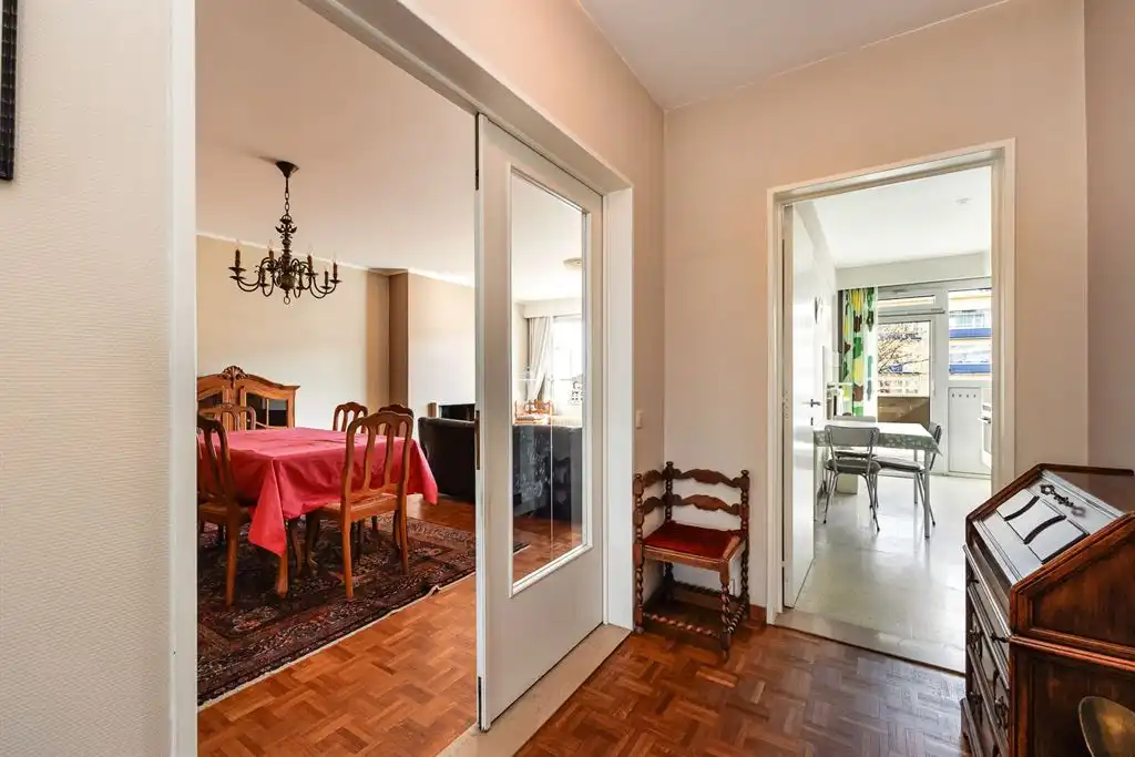 3-slpk appartement met ruim terras en autostaanplaats vlakbij Te Boelaerpark foto 8