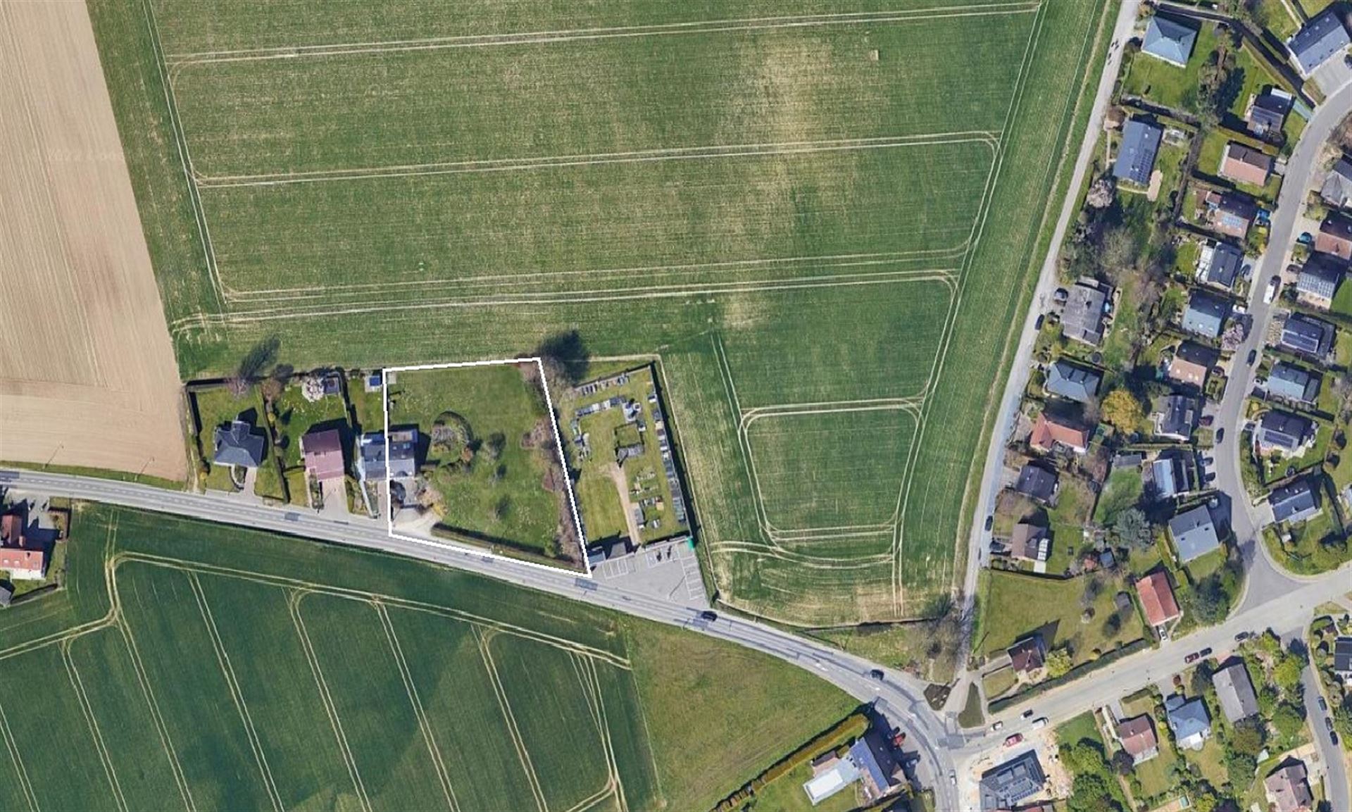 Prachtige 3-gevel villa met unieke panoramische vergezichten foto {{pictureIndex}}