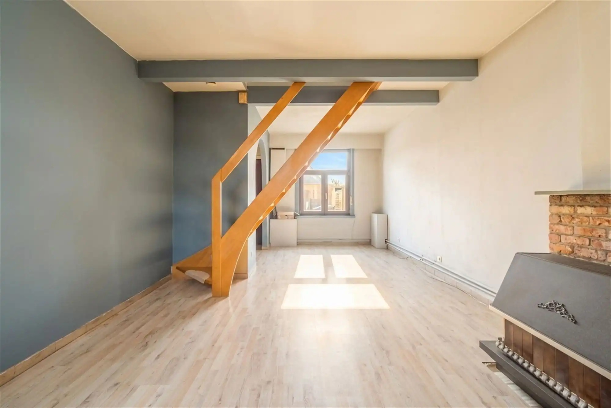 Knusse rijwoning met 2 slaapkamers en een zuidgerichte tuin foto 3