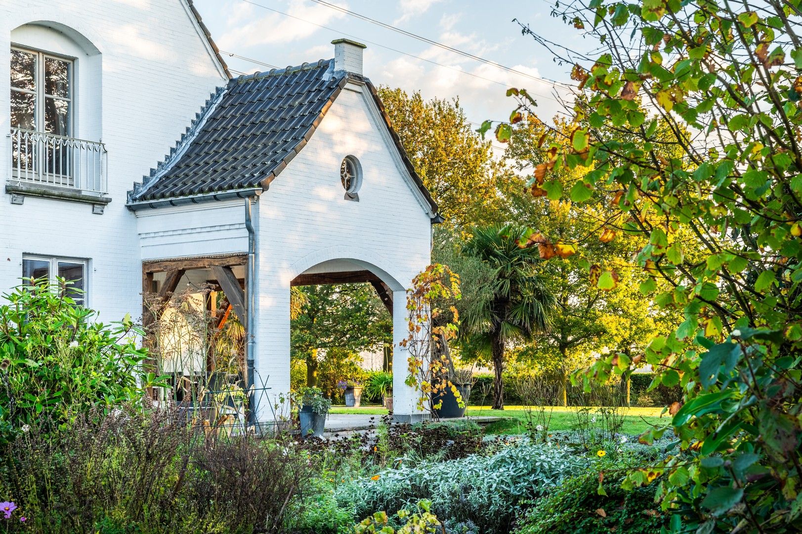 Charmante villa in landelijke stijl met zwembad en riante tuin. foto 29