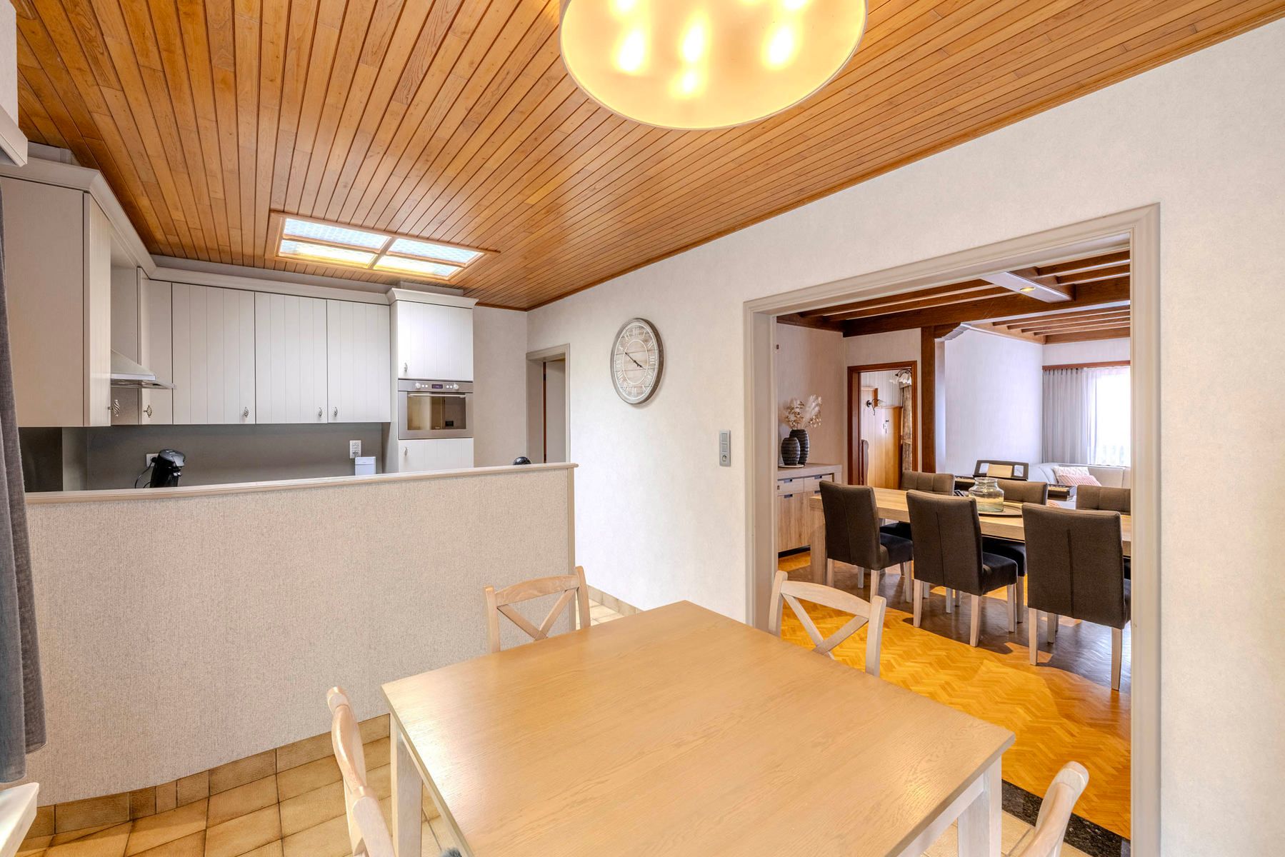Charmante woning met 3 slpk, garage en tuin foto 13