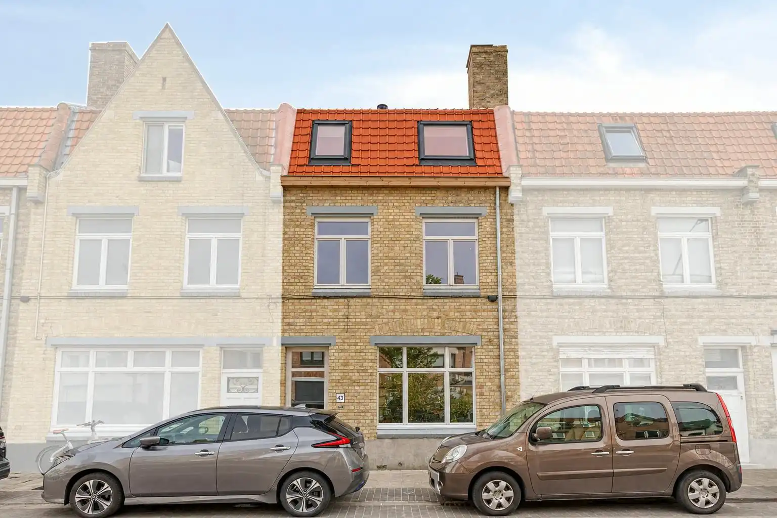 High-end gerenoveerd huis te koop in Brugge foto 2