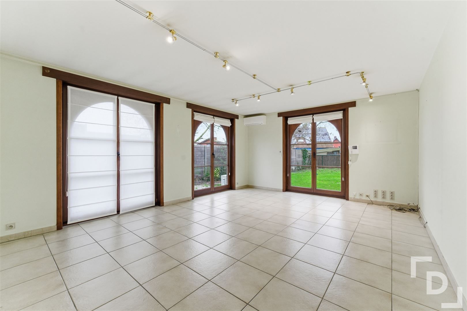 Ruime en energiezuinige villa te koop in Poperinge foto 31