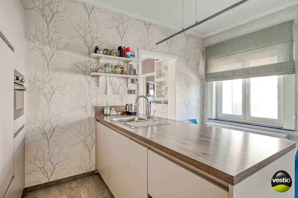 TIJDLOZE RUIME WONING MET 3 SLK OP 5A90CA NABIJ CENTRUM BEVERST. foto 12