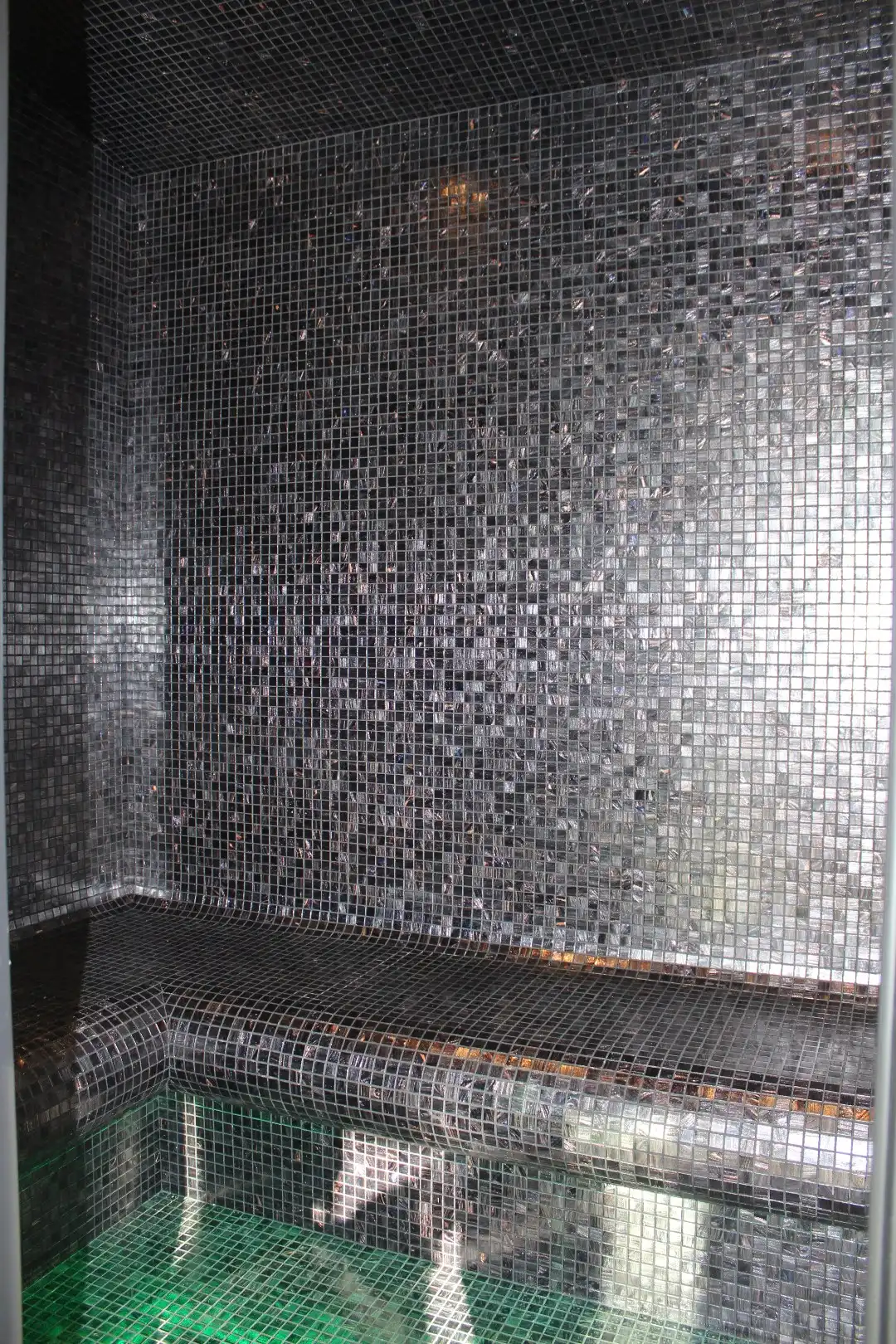 Moderne exclusieve bebouwing in Diepenbeek, gunstig gelegen aan de binnenring. foto 42