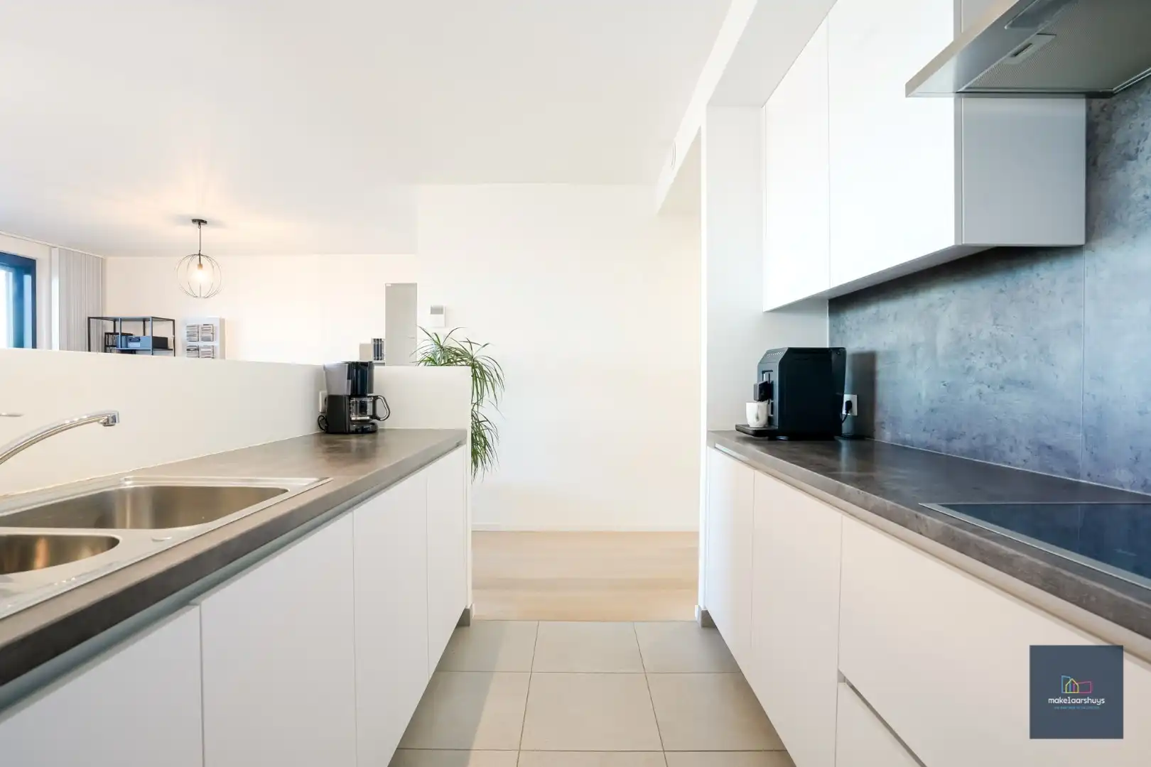 Schitterend 2-slp.app met 2 terrassen, garage en kelder foto 10