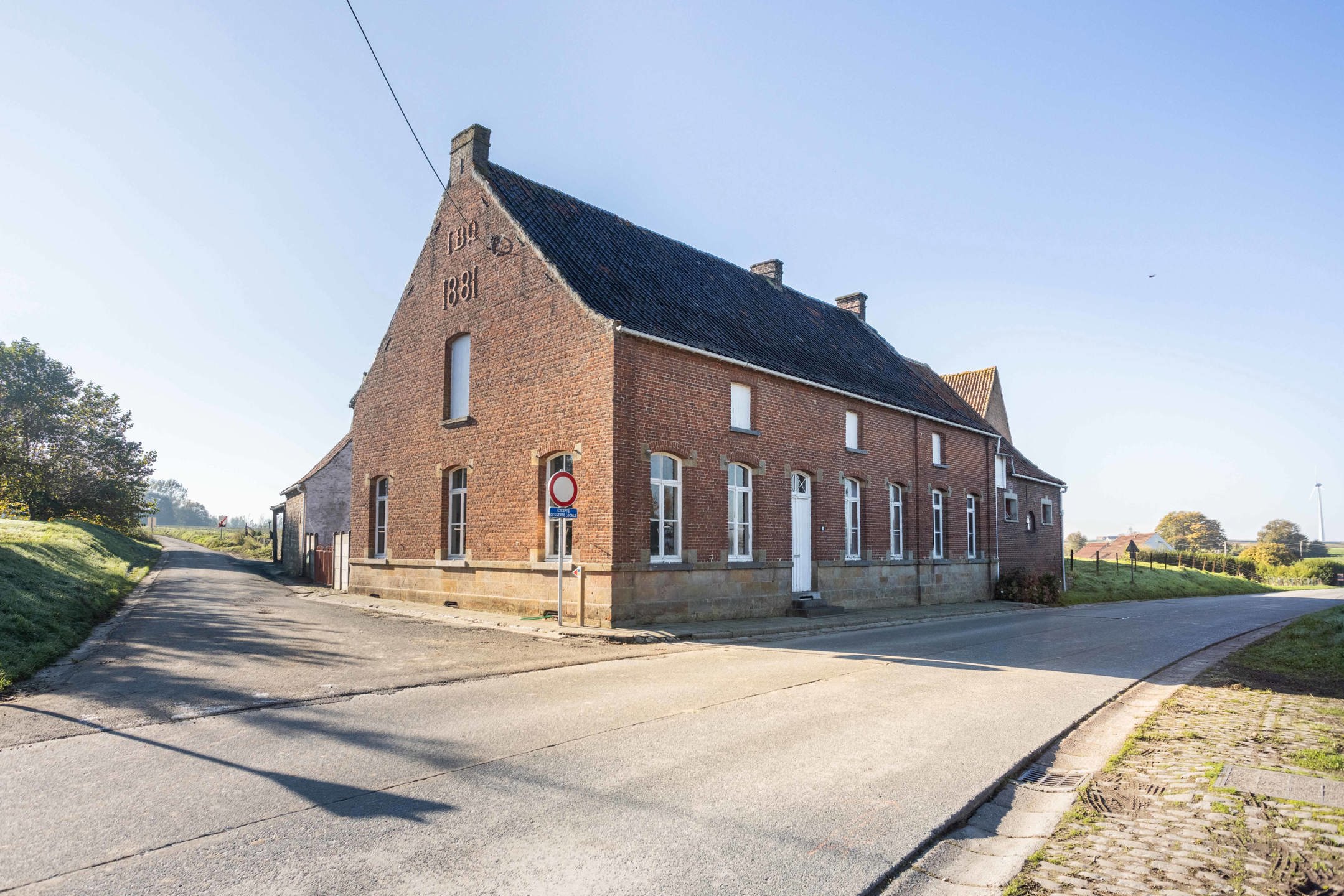 Unieke statige hoeve in een groene omgeving. foto 4