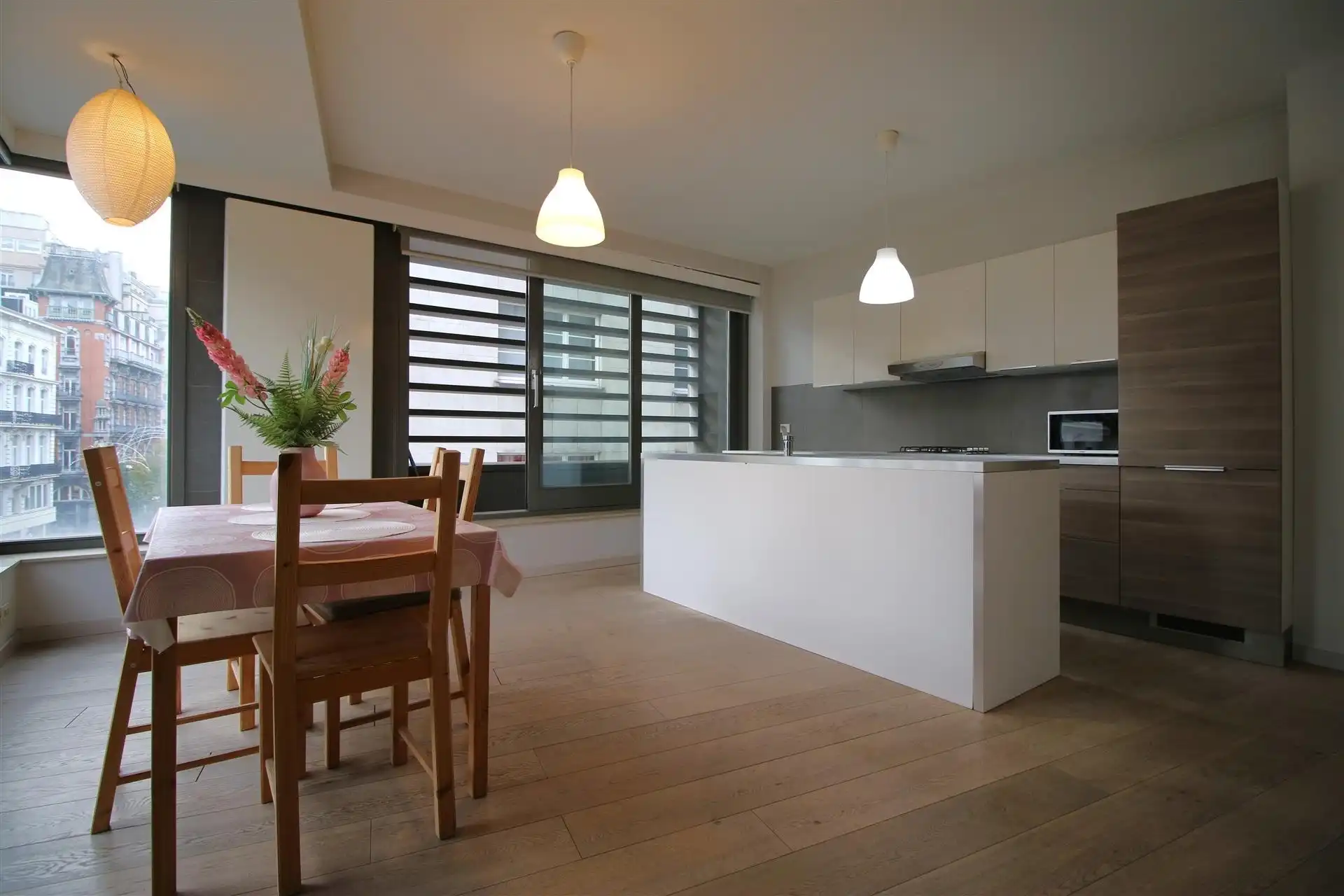 Ruim appt 3 slpk in hartje Brussel foto 5