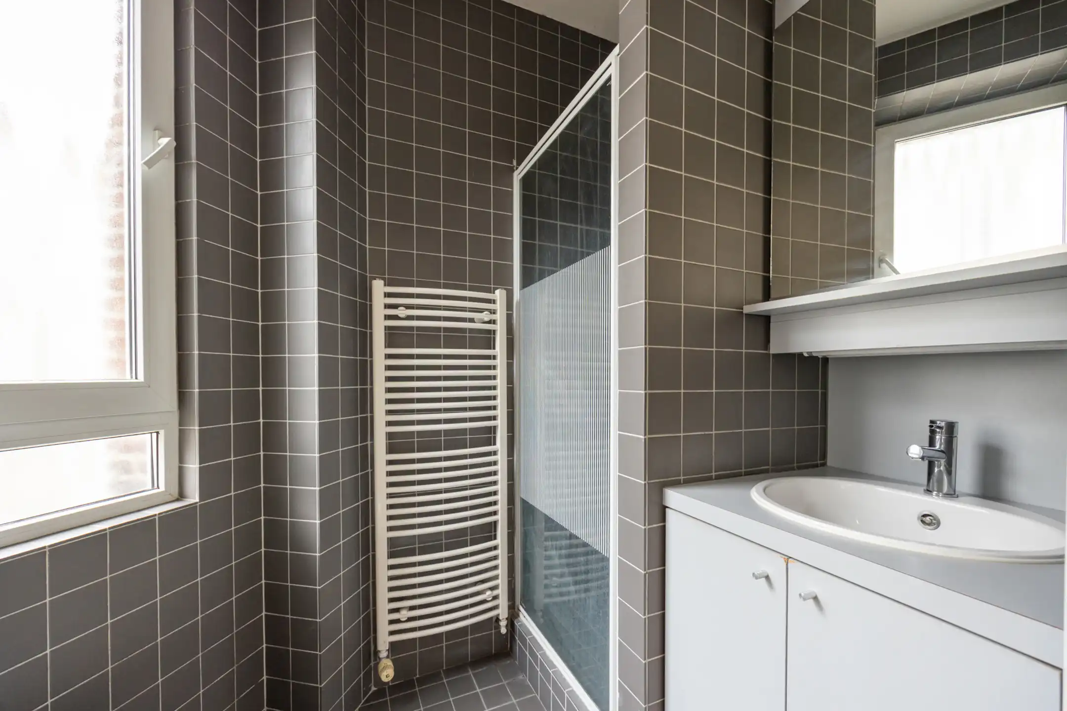 ANTWERPEN CENTRUM - Eén-slaapkamerappartement nabij Grote Markt foto 6